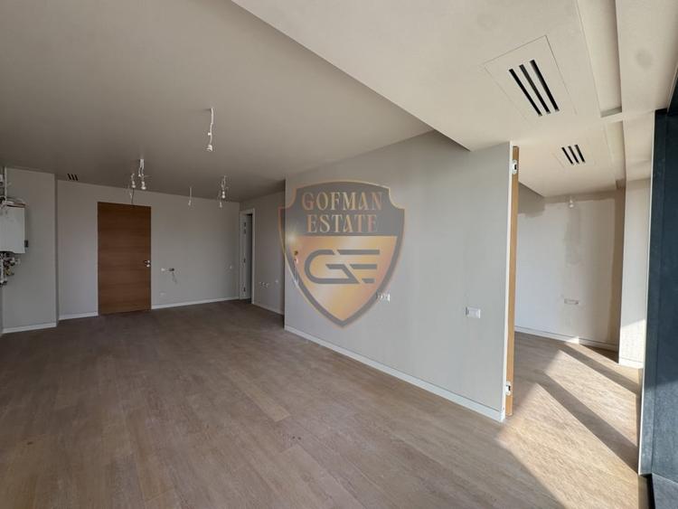 Apartament cu 2 camere decomandat în Olimp