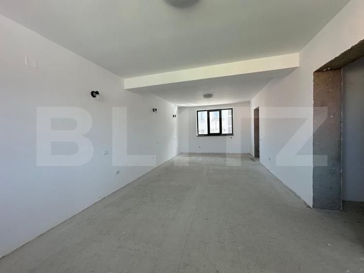 Casă individuală cu 6 camere cu Teren 1121 Mp în Predeal