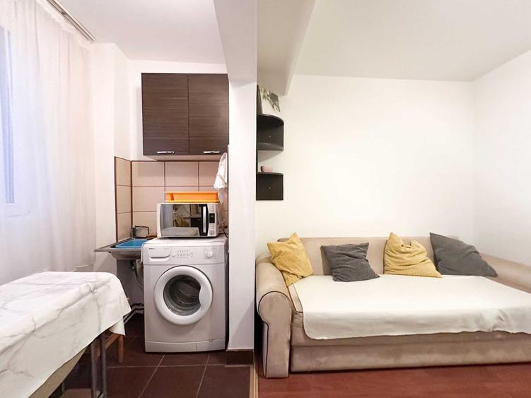 Apartament cu 2 camere semidecomandat în Mărăști