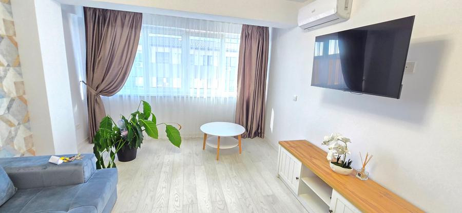 Apartament cu 2 camere decomandat în Valea Adâncă