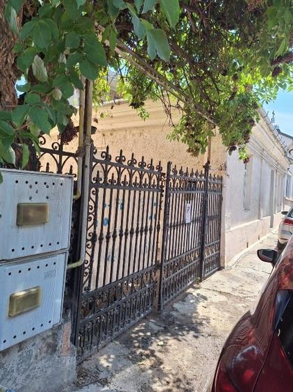 Duplex cu 3 camere cu Canalizare în Central