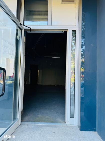 Spațiu comercial, de 100 mp, în Vitan
