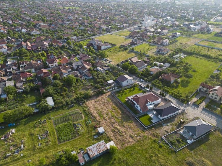Teren intravilan 668 mp in Gradi?te, Arad - 13