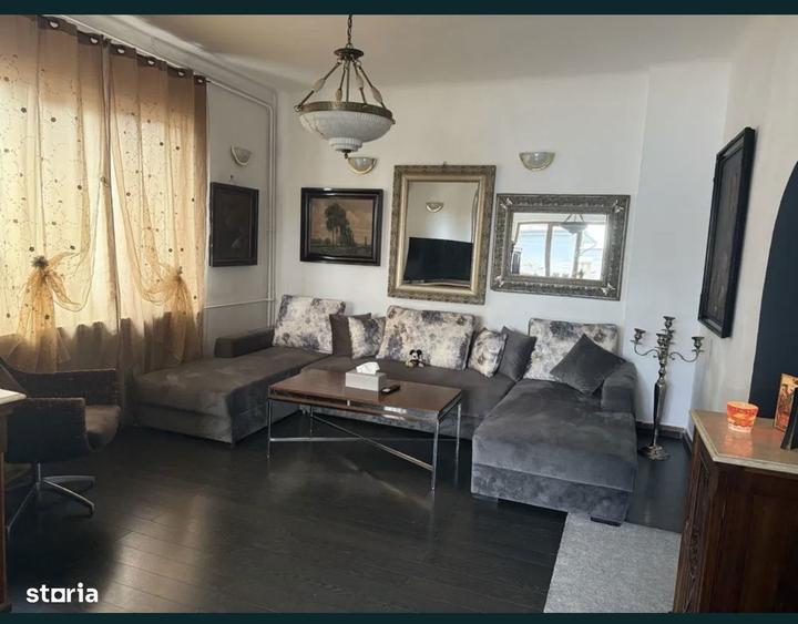 Casă cu 6 camere cu Teren 264 Mp în Cotroceni