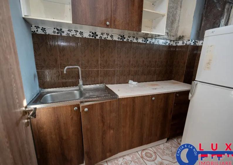 ID 59 DE INCHIRIAT: Garsoniera confort 1 | Zona Pia?a Noua - 2