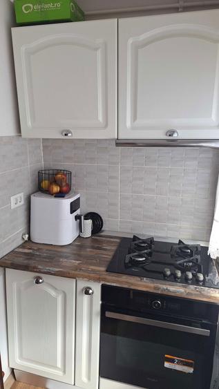 Vand apartament, 2 camere, etajul 1 - 6