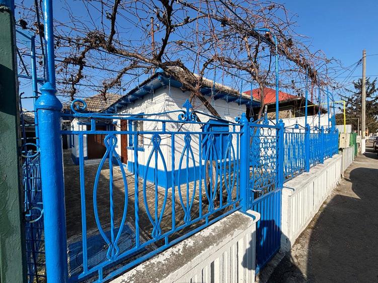 Casă 4 camere cu intrări separate + Anexa 30mp | Comision 0% - 3