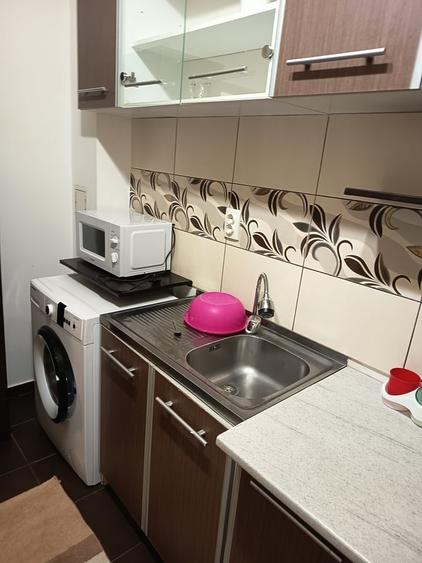 Berceni,bl.reabilitat,demisol/8, DECOMANDAT,menajat,centrala,mobilat  complet - 7