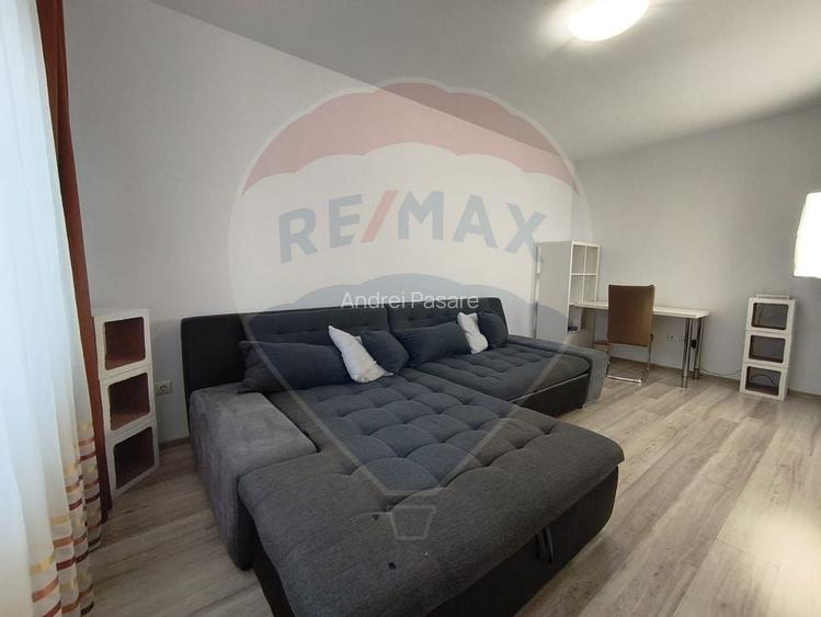 Apartament cu 2 camere de vanzare in zona Soarelui