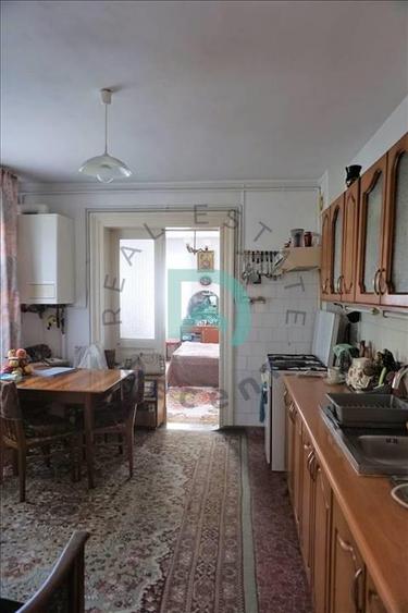 Casa 2 camere, singur in curte, Scheii Brasovului - 7