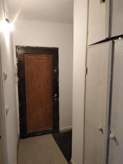 Vand Garsoniera in Ploiesti Democratiei - 5