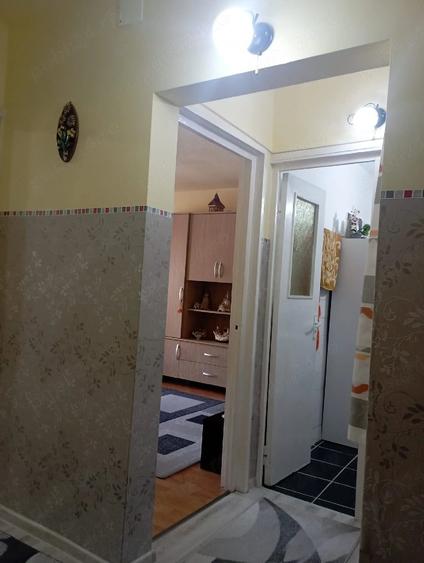 Garsonieră decomandată în Rogerius