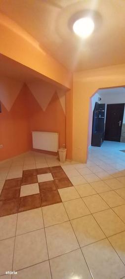 Chirie apartament 4 camere, pretabil pentru muncitori, str. Torentului - 1