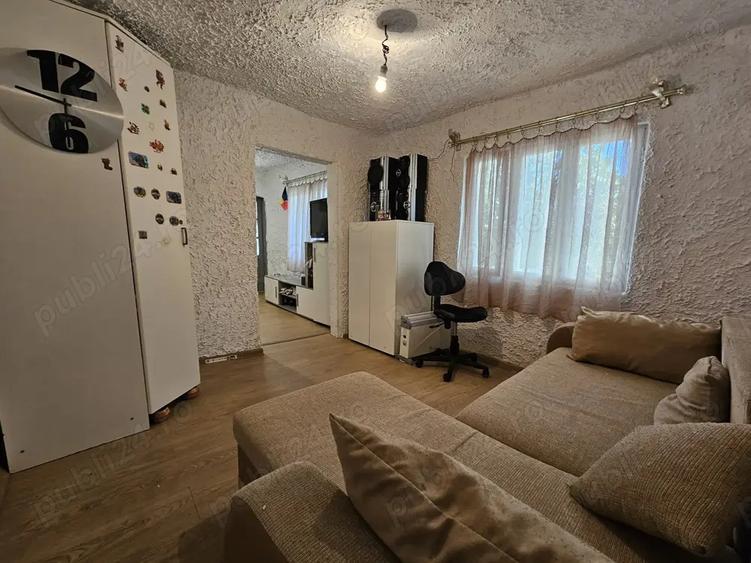 Teren 553 mp ,cu casa batraneasca Gostinu(Giurgiu) - 6