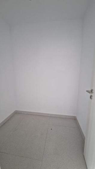 Spațiu comercial &icirc;n Coresi Avantgarden - Kasper - 2