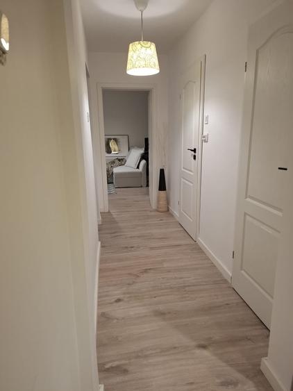 Tineretului, 2 camere decomandat, etaj 2, mobilat utilat, bloc 1983, parcare ADP - 4