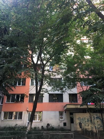 Vanzare apartament 3 camere piata Iancului - 1
