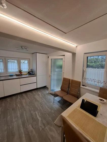 Ocazie!!! Blascovici Casa 8 camere - Proiect 2 Familii - 9