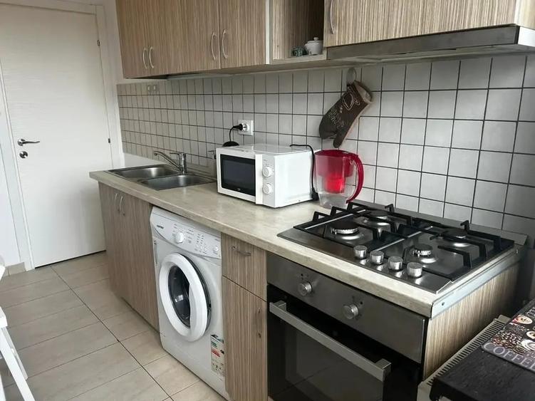 Garsoniera spatioasă de închiriat în zona Grand Arena - 12