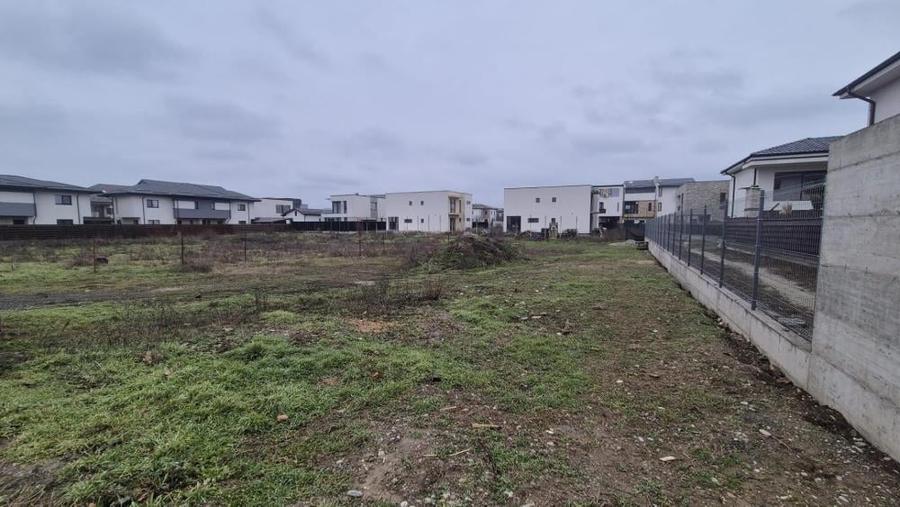 Teren 1,000mp Chitila / Strada Lac de Nuferi - 1