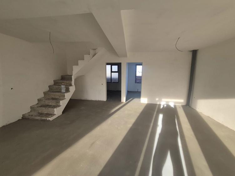 Vila de vanzare P+1+M mangalia - 7