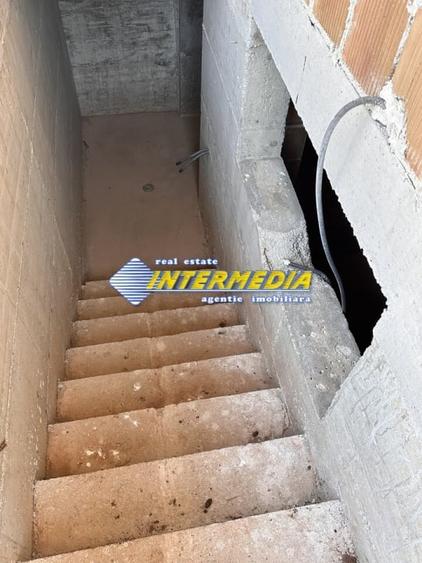 CASA LA ROSU i ALBA IULIA I 260 MP UTILI I TEREN 900 MP I TOATE UTILITATILE I - 4