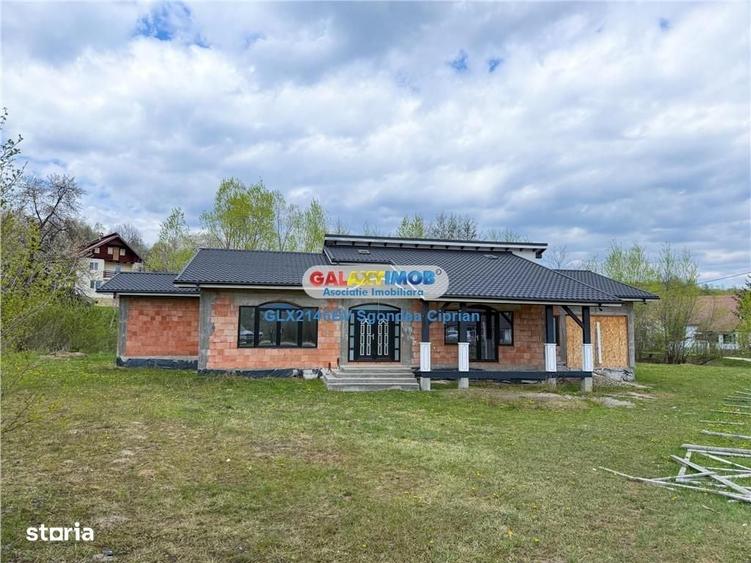 Casă cu 4 camere în Predeluț