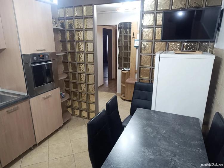 PROPRIETAR, vand apartament 4 camere, 2 bai, decomandat, etaj 1, in zona Lipovei. - 9