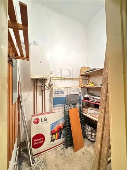 Medicina - 2 Camere - Cladire istorica - Etaj 1 - Decomandat - Centrala termica - 8