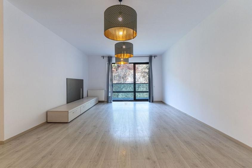 Apartament cu 4 camere de inchiriat Tampa Gardens Racadau etaj 10/12 - 17