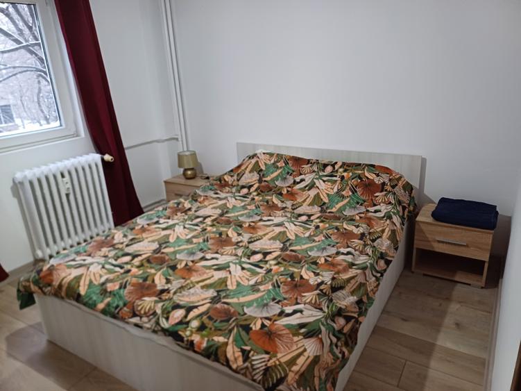 Tineretului -C.R.Motru -2 camere - 15