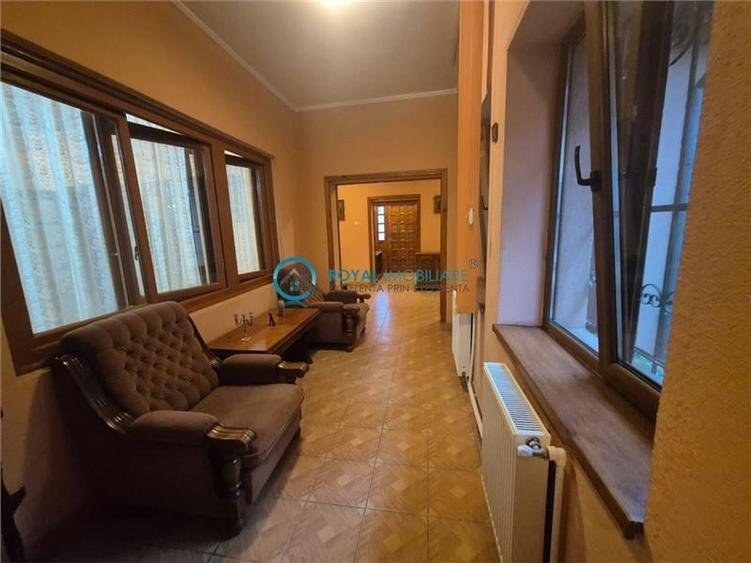 Royal Imobiliare - Vanzare Casa Zona Lupeni - 21