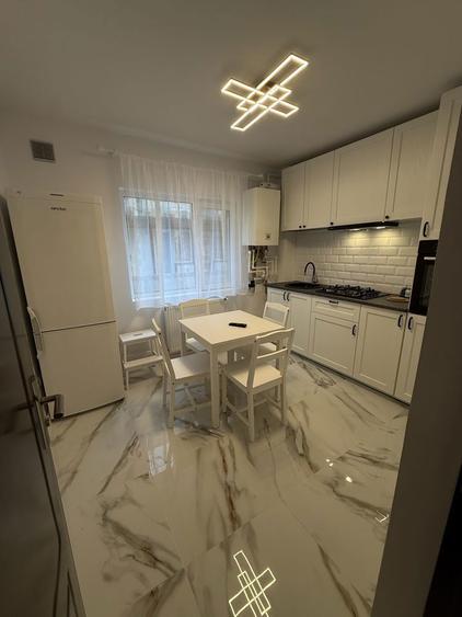 Garsoniera decomandata 45 m2 + loc de parcare - 3