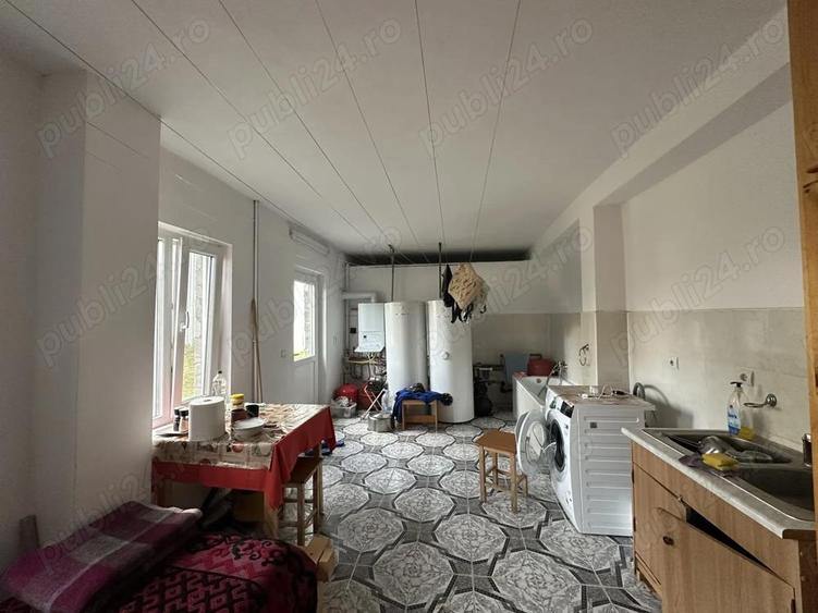 Agentia imobiliara VIGAFON vinde pensiune-casa de vacanta Predeal - 2