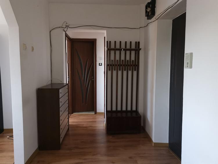 Apartament cu 2 camere la strada zona Stadion - 10