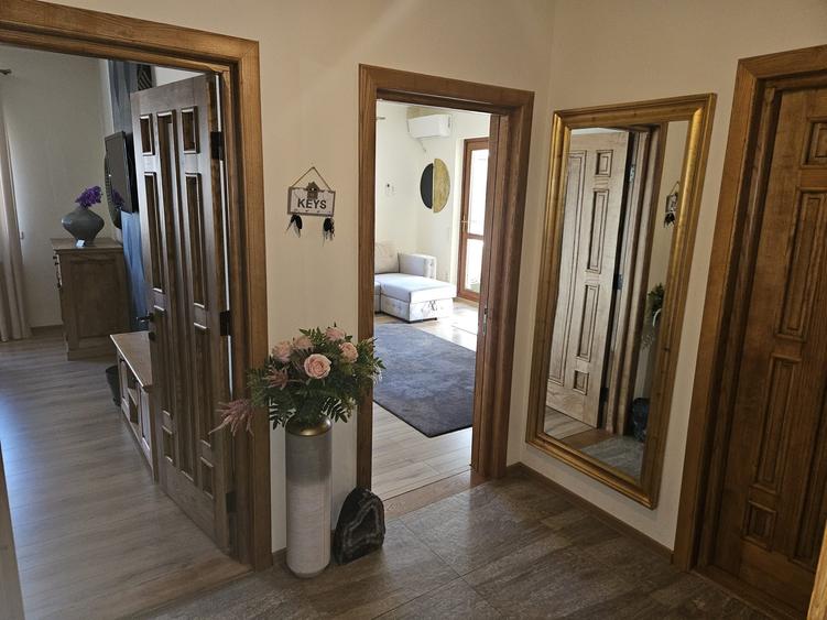 Apartament 2 camere cu vedere la mare – Mamaia, Zona Butoaie -Mobilat complet - 3