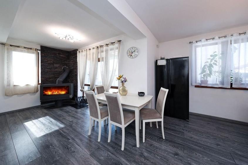 Casă Individuală Modernă de V&acirc;nzare | S&acirc;npetru, Brașov - 7