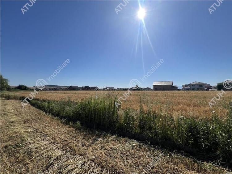 Teren de 3752 mp pozitionat pe colt cu PUZ situat in Cristian - 5