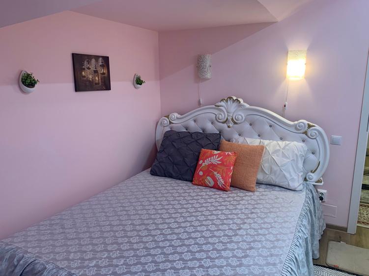 De inchiriat Apartament 3 camere( 2 dormitoare) in Floresti - 1