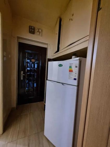 Dristor, garsoniera, 1 min metrou, mobilata si utilata - 4