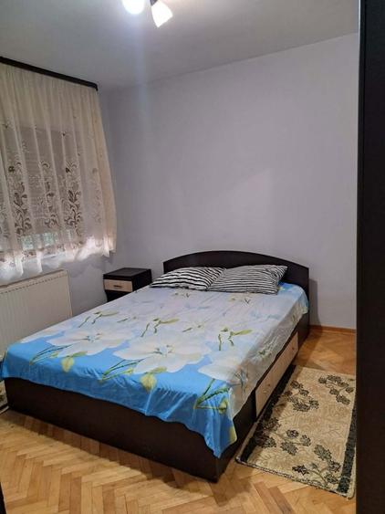 Inchiriez apartament zona semicentrala - 3