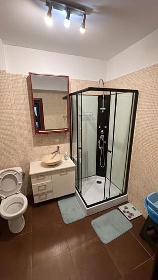 Pers. Fizica Inchiriez apartament 2 camere 67 mp - 1