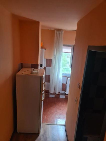 Garsoniera de inchiriat in zona insulei de agrement bacau - 3