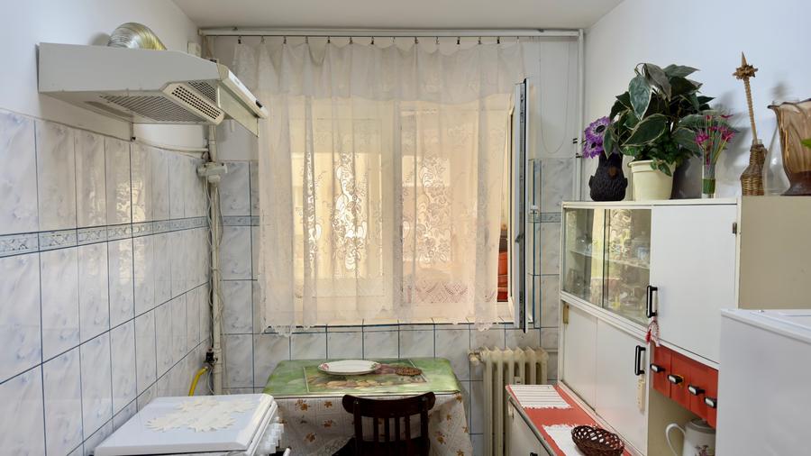 Vanzare apartament 2 camere Militari Apusului ! - 4