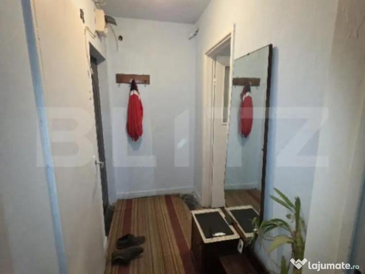 Apartament 2 camere Semidecomandat, Moreni - 1