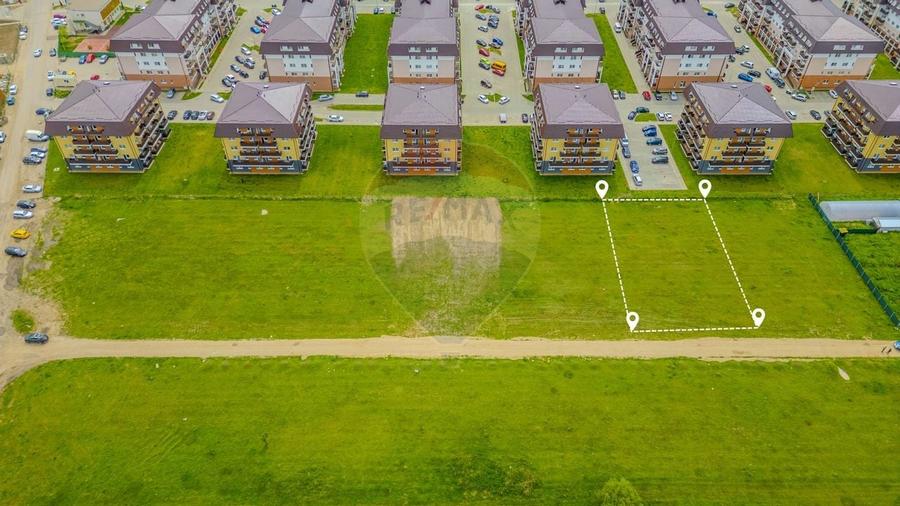 Teren intravilan 1.276 mp de vanzare - Sanpetru, Str. Drumul cu Plopi - 5