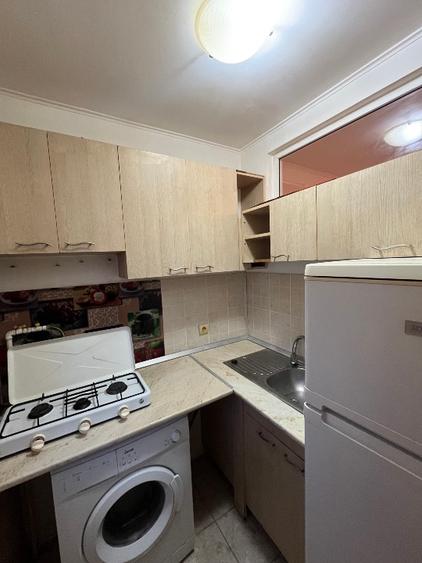 Închiriez Garsonieră  - 5