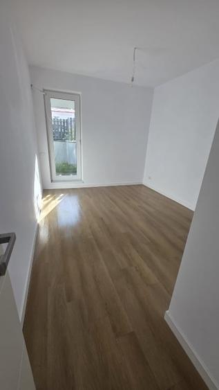 Dristor 2 camere 53 mp+terasa 53,TVA inclus, in bloc reprezentativ - 16