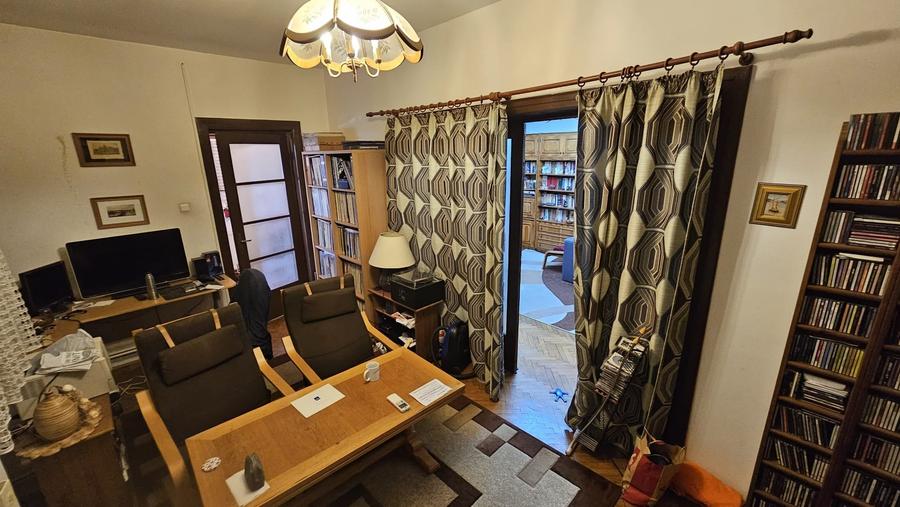 Casă ULTRACENTRALĂ + garaj – ideală firmă sau locuință - 9