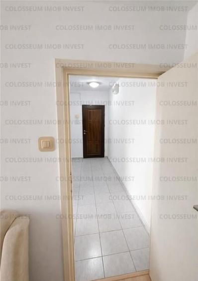 Apartament cu 3 camere, decomandat - zona Astra - 9